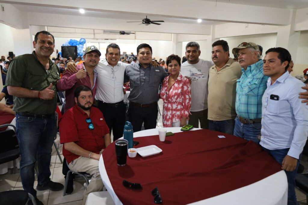 Trabajadores del Municipio son la fuerza de su familia y de Victoria: Lalo Gattás.