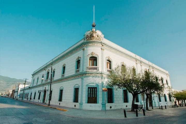 “Tambores de Guerra” by Fernando Ávalos Compeán